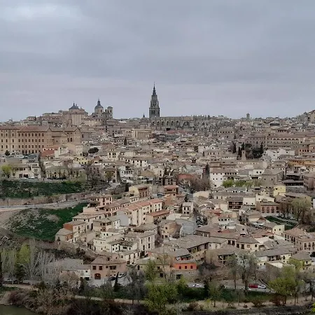 بيت ضيافة La Campana 2*