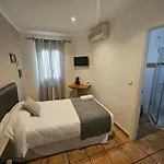 La Campana Πανσιόν 2*