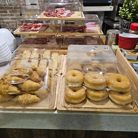 بيت ضيافة La Campana 2*