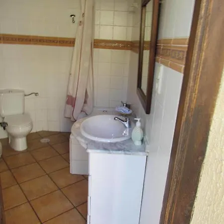 بيت ضيافة La Campana