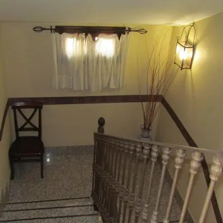 La Campana Guest house 2*