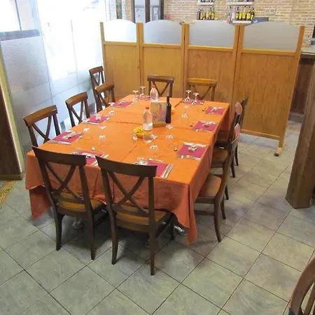 بيت ضيافة La Campana