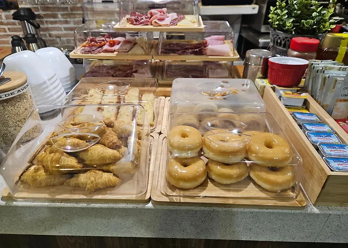 Konukevi La Campana 2*